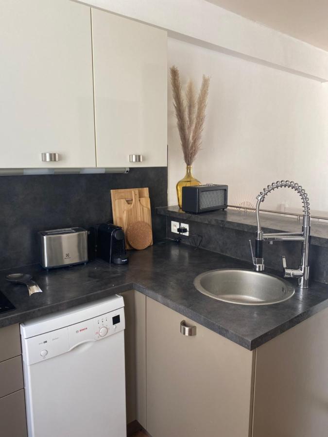 Loft/Jardin Et Parking : Le Petit Clos Bourdet Honfleur Exterior photo